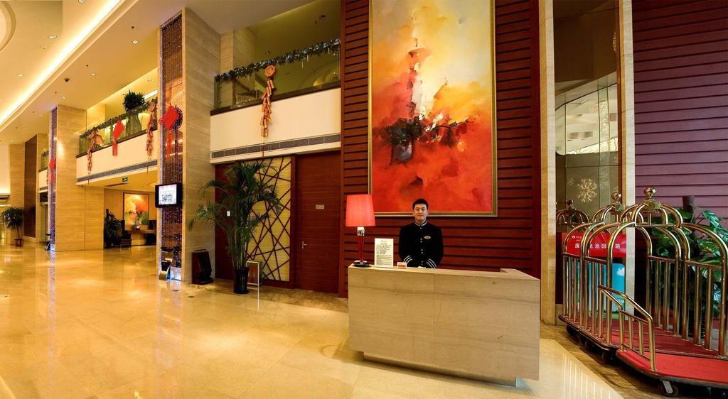 Ramada Zibo Hotel Exterior foto
